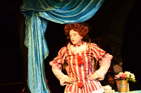 I Pagliacci production photograph