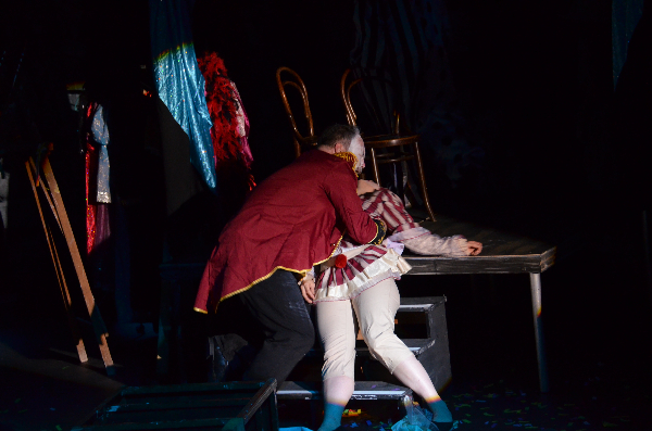 I Pagliacci production photograph